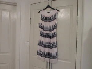 Ladies Dress Size 10 Tokito No Sleeves Lined Polyester Navy,Red & White - Picture 1 of 11
