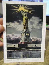 S4 NEW YORK CITY Postcard Statue of Liberty at Night Torch Lit by Real Flame