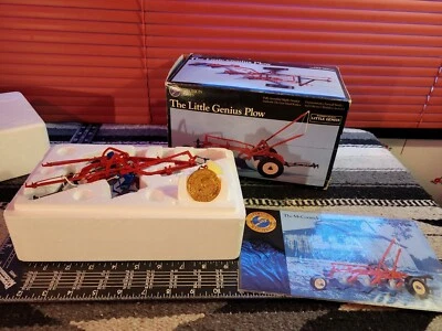 Ertl McCormick Deering Little Genius 3b plow 1/16 diecast farm implement replica - Image 1 of 4