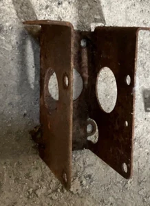 MGA Brake / Clutch master cylinder support bracket good used - Picture 1 of 3