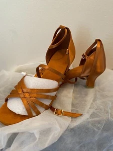 WOMEN'S SATIN LATIN BALLROOM DANCE SHOES - Picture 1 of 7