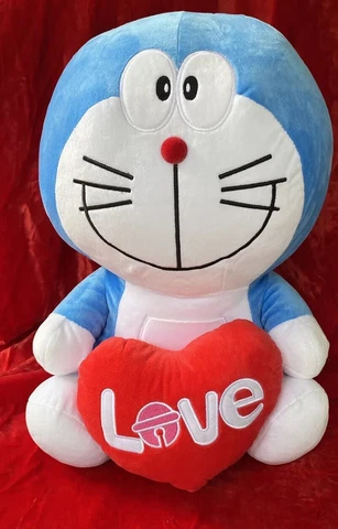 HUGE DORAEMON BLUE SPACE CAT ANIME JAPAN PLUSH TOY FIGURE W LOVE HEART VGC!!! Cover