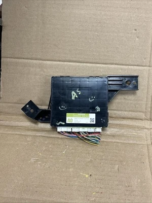 2011-2013 Toyota Sienna A/C Amplifier OEM Temperature Control Module 88650-08100 - Image 1 of 4
