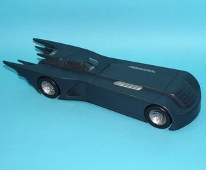 BATMAN ANIMATED SERIES BTAS BATMOBILE 100% COMPLETE 1993 KENNER READ - Foto 1 di 10