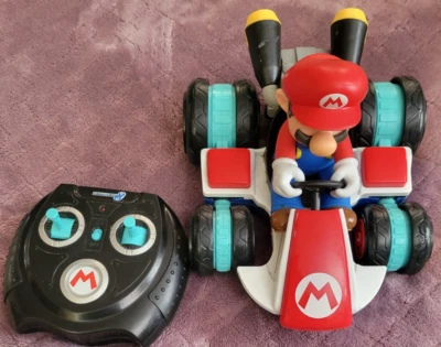 Super Mari Kart 8 Mario Anti-Gravity Mini RC Racer 2.4Ghz - Image 1 of 4