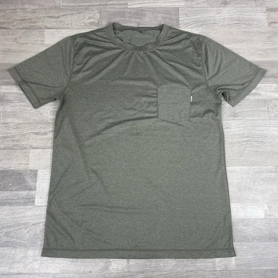 Vuori Tradewind Performance Tee Shirt Pocket Crew Medium Mens Green Active Gym - Image 1 of 4