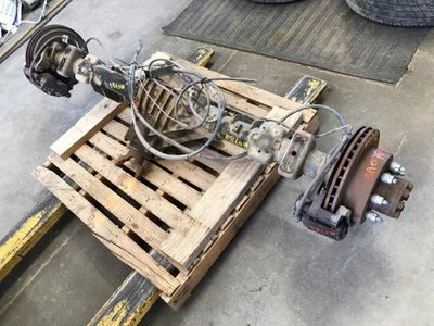 Conjunto de eixo traseiro USADO 2006 SILVERADO 2500 10,5" 4,10 14 parafusos ENVIADO 28398 - Imagem 1 de 4