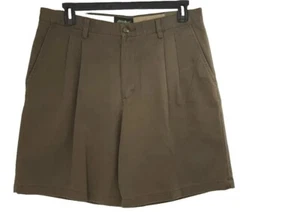 Eddie Bauer Dark Basil Plissee Khaki Shorts. Größe 35 - Bild 1 von 8