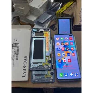 Original OLED Samsung Galaxy S10+ Plus LCD Bildschirm Touch Digitizer Display + Rahmen - Bild 1 von 2