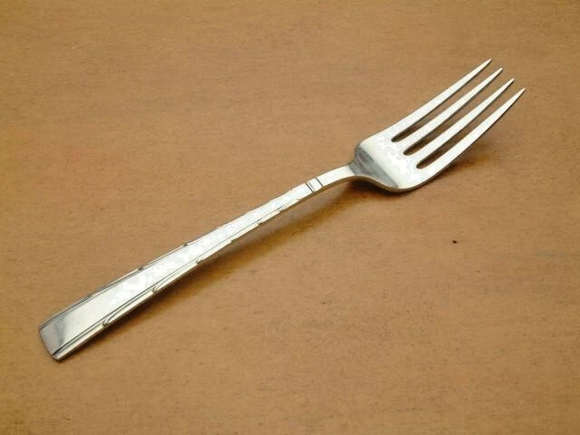 Tenedores de ensalada individuales Horizon by Easterling de plata de ley 6 5/8" Foto 1 de 1