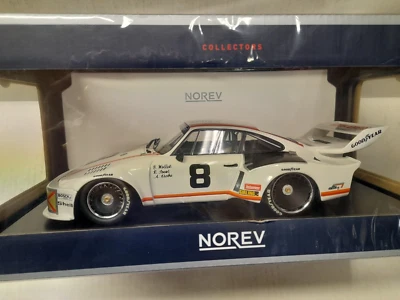 Norev 187438 Porsche 935 #8 Joest/Wollek/Krebs 24h Daytona 1977  1/18 - Immagine 1 di 2