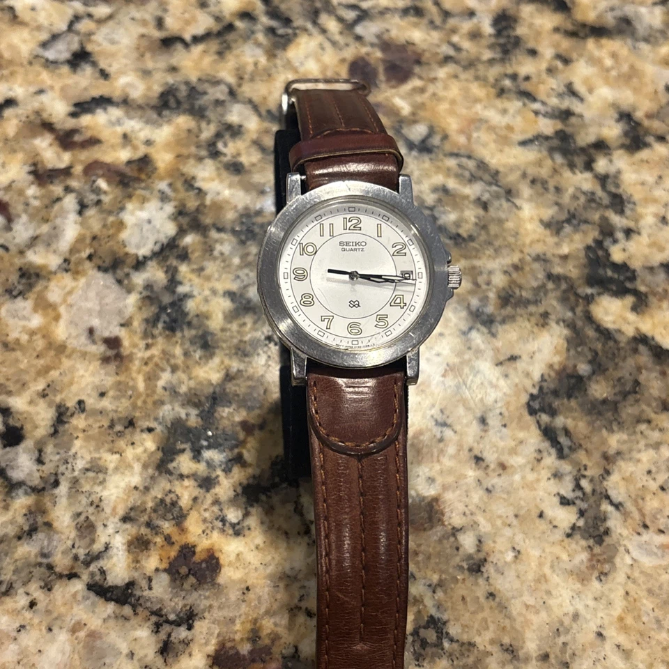 Vintage SEIKO Field Watch White Dial Silver Tone Leather Band Untested & As Is - Image 1 of 4