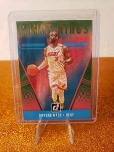 2018-19 Panini Donruss Court Kings Green Flood Dwyane Wade #28