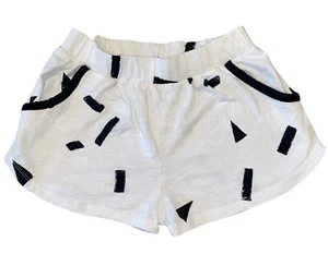 Joah Love girls printed shapes pocket shorts 5 - Picture 1 of 2