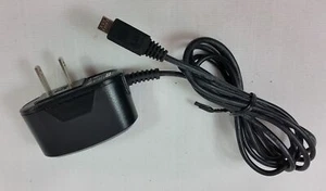 LG Travel Adapter STA-U34WDI AC Adapter 5.1VDC 0.7A Micro USB - Picture 1 of 5