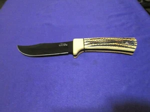 9 1/2" HUNTING KNIFE WITH FAUX STAG HANDLES 5 1/2" STAINLESS STEEL BLADE NIB - Picture 1 of 4