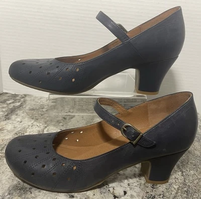 Miz Mooz NY  Feather 39 Dark French Blue Leather Mary Jane Heels 8.5 Shoes NEW - Image 1 of 4