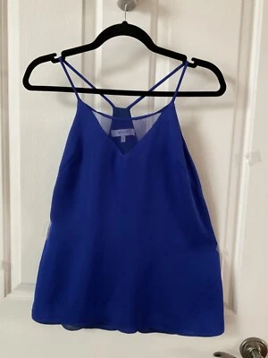 Camiseta sin mangas MILLY de seda azul real con inserción de malla en V talla 4 Foto 1 de 4