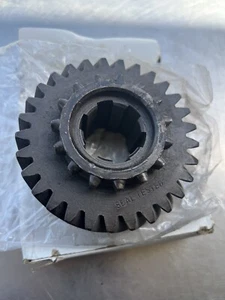 809297 Dana 18 Transfercase Drive Gear Willys Jeep 29 Tooth 6 Spline Main shaft - Picture 1 of 6