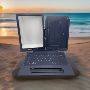 Estuche y teclado Logitech Rugged Combo 2 5ta y 6ta generación, azul USADO - Imagen 1 de 9