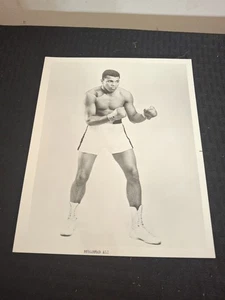 Vintage Ring Magazine 8x10 Muhammad Ali Black And White Photo - Picture 1 of 1