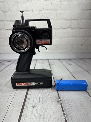Transmissor de controle de rádio antigo Kyosho Pulsar Pro 2000 não testado com bateria - Imagem 1 de 4