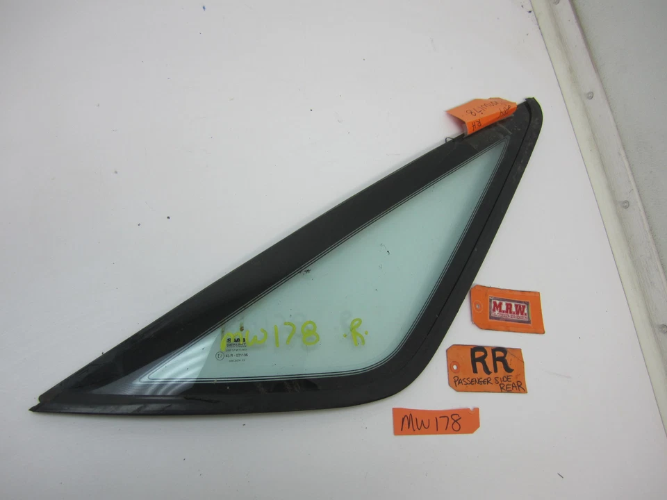 86-92 SAAB 9000 LADO TRASERO DERECHO CUARTO TRASERO CRISTAL VENTANA PASAJERO R R R RR COCHE Foto 1 de 1