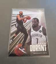 KEVIN DURANT NBA CARD PANINI ESSENTIALS 2020-21 HOLO # 230 THUNDER WARRIORS SUNS