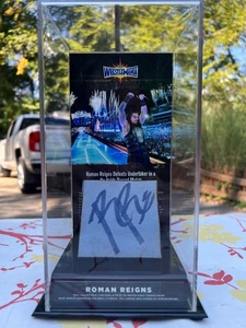 WWE WrestleMania 33 Roman Reigns Signed Match Used Ring Canvas - Bild 1 von 3
