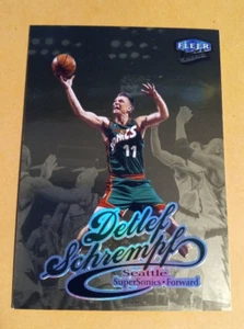 1998-99 Fleer Ultra Gold Medallion Detlef Schrempf NBA Card  #49G  - Supersonics - Picture 1 of 2