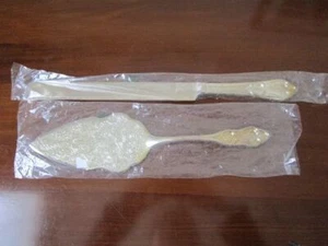 BEAUTIFUL SILVER PLATED WEDDING CAKE KNIFE AND CAKE SERVER - Picture 1 of 7