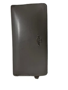 Coach women bifold leather wallet. - Picture 1 of 5