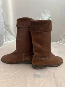 Eddie Bauer Soft Brown Leather Riding Boots Vibram Sole Womens 7.5 Small Narrow - Picture 1 of 15