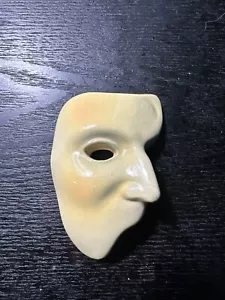Vintage Phantom Of The Opera Mask Ceramic Hand Made Magnet Clay Art USA 1988 3” - Picture 1 of 3