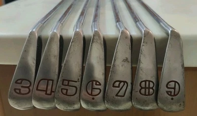 Vintage Ladies Spalding Executive Iron Set 3-9 RH Lightweight Steel Shaft - Image 1 of 4