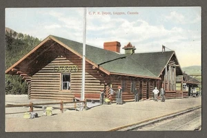 Laggan (Banff) alberta CPR Depot circa 1912, unused postcard [623 - Picture 1 of 1