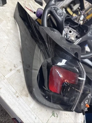 stop fanalino posteriore sinistro Opel crossland - Immagine 1 di 3