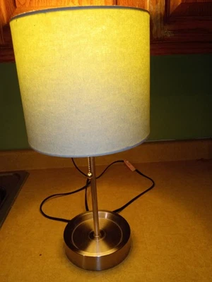 Room Essentials Table Stick White Lamp w/ USB-A Port & 800L LED Bulb Included - Image 1 of 4