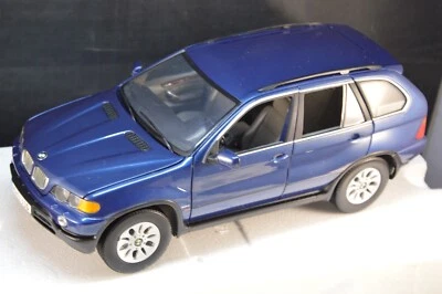 KYOSHO SCALA 1/18 BMW X5 3.0 D DIE CAST MODEL COLLEZIONE MODELLISMO CON SCATOLA - Immagine 1 di 4