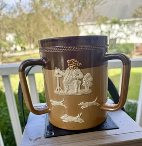 Taza tipo jarra tamaño completo Doulton Lambeth escena caza cosecha 3 asas Tyg - Imagen 1 de 5