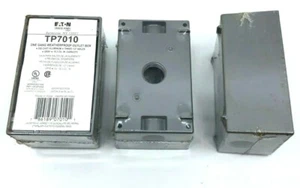  Set of (3) Crouse Hinds TP7010 One Gang Weatherproof Outlet Box - Picture 1 of 3