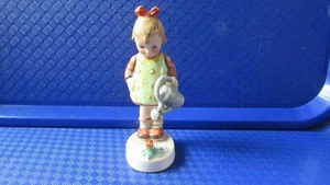 Hummel Goebel Little gardener TMK2 TMK 2ottime condizioni spedizione gratuita - Foto 1 di 5