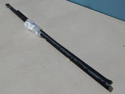 86 87 88 89 Toyota Celica Cinturón Puerta Conductor Moldura Ventana Barrido + Tornillos Foto 1 de 4