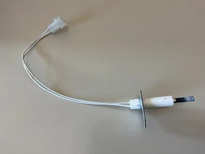 BRYANT CARRIER PAYNE LH33ZG001 SILICONE NITRIDE IGNITOR - Picture 1 of 3