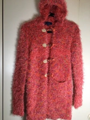 Cárdigan Lumiere Pequeño Arte Para Usar Tejido con Capucha Colorido Peludo Manga Larga Divertido Foto 1 de 4