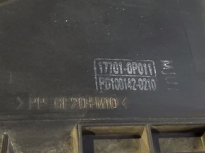 Conjunto de filtro de aire usado se adapta a: Toyota Tacoma 2008 4,0 L 6 cilindros motor 1GRFE Foto 1 de 4