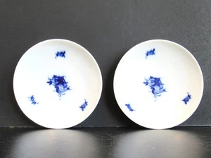 Pair Bjorn Wiinblad Rosenthal Romanze Blue Flower Mini Porcelain Plates 3.75" - Picture 1 of 9