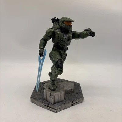 Dark Horse Halo Infinite: Master Chief Missing Grappleshot 10” Statue! - Image 1 of 4