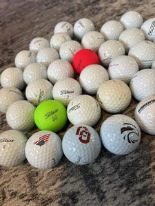 12 TITLEIST PRO V1/V1X GOLF BALLS LIGHTLY USED - Picture 1 of 2