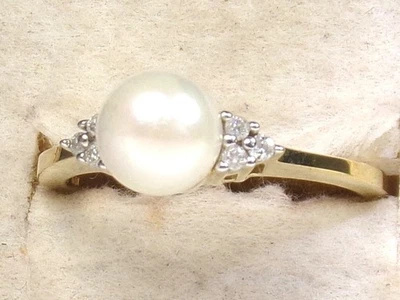 10k Yellow Gold Cultured Pearl & Diamond Band Fine Ring-Size 8.75 - Image 1 of 4